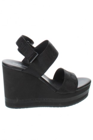 Sandale Calvin Klein Jeans, Mărime 38, Culoare Negru, Preț 357,90 Lei