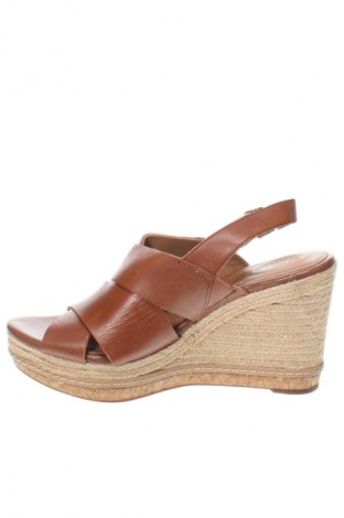 Sandale Clarks, Mărime 41, Culoare Maro, Preț 99,74 Lei