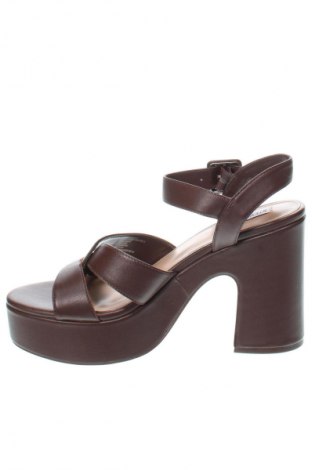 Σανδάλια Steve Madden, Μέγεθος 43, Χρώμα Καφέ, Τιμή 31,79 €