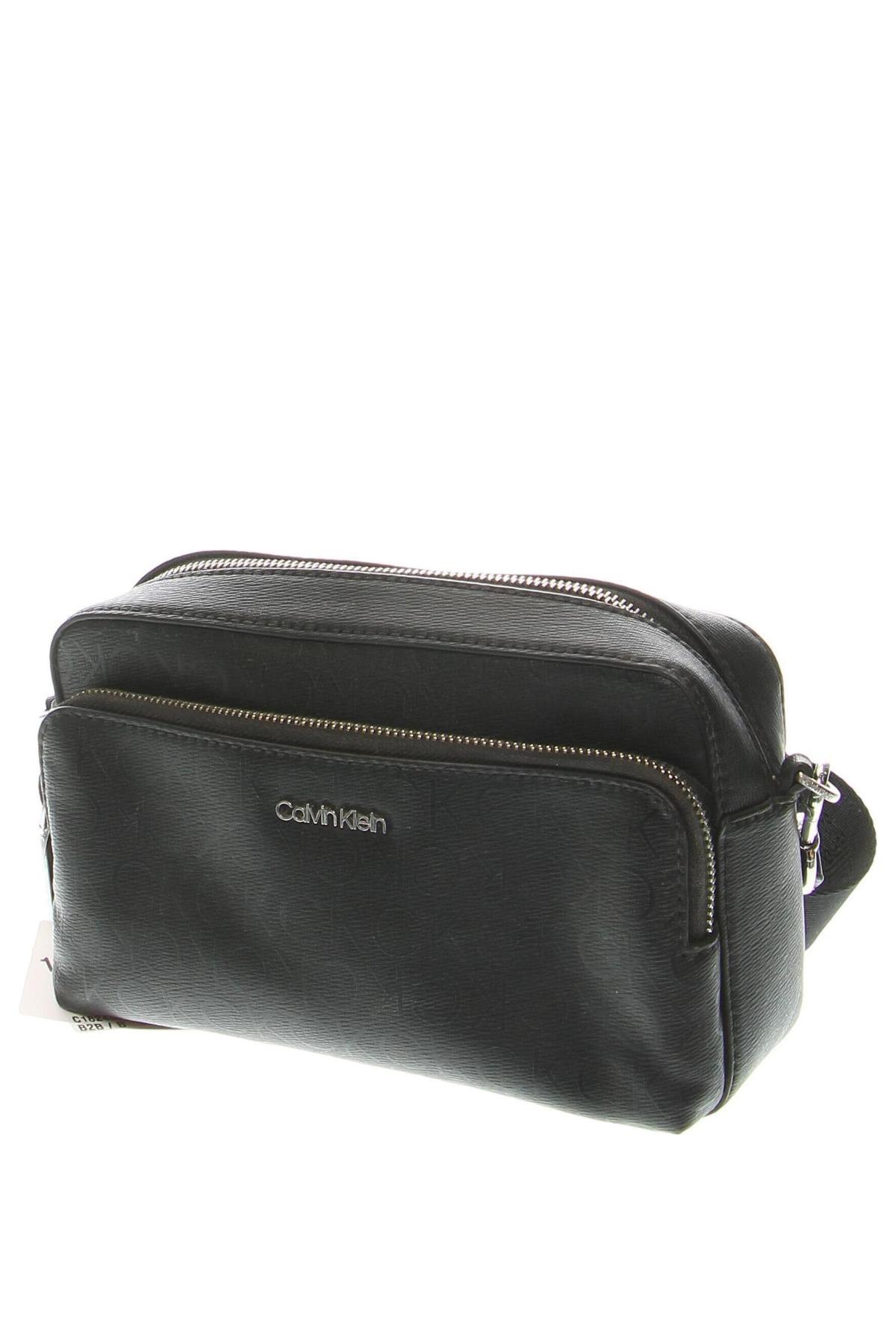 Dámska kabelka  Calvin Klein, Farba Čierna, Cena  68,95 €