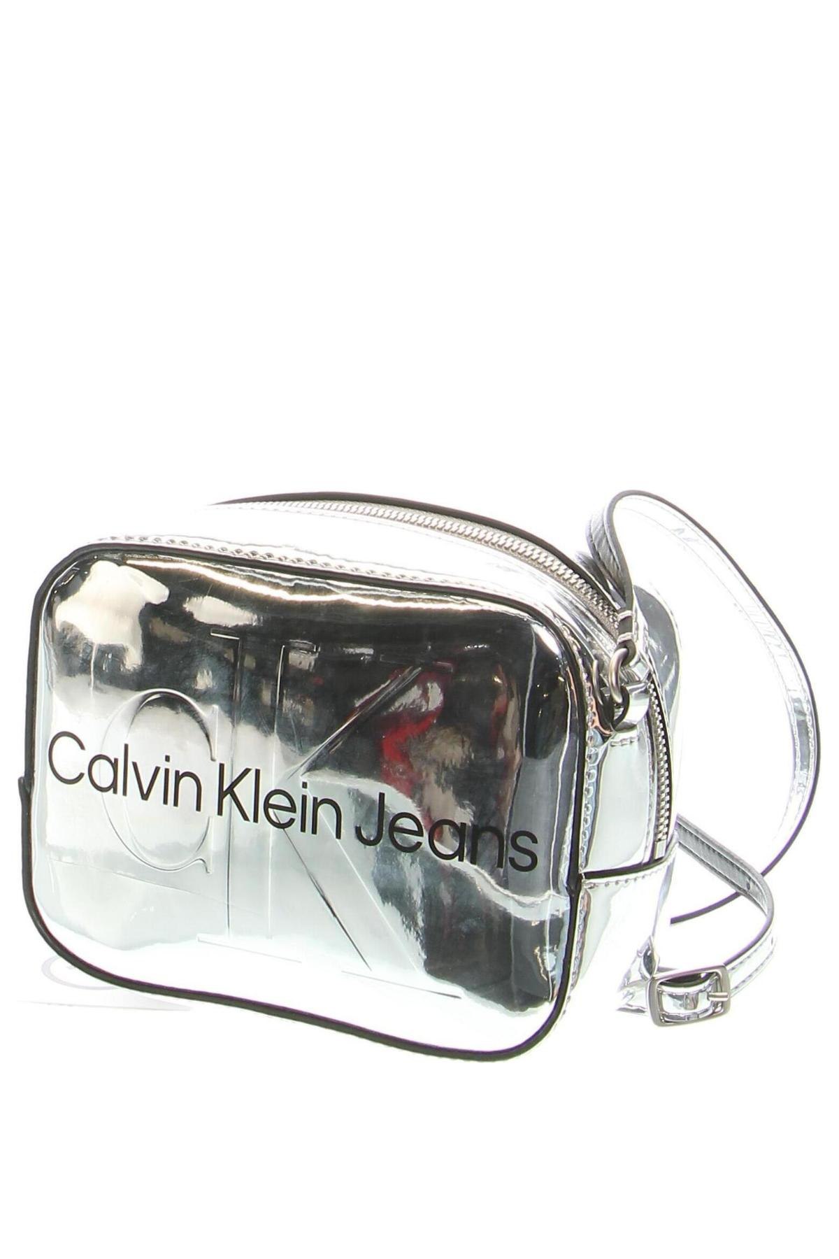 Γυναικεία τσάντα Calvin Klein Jeans, Χρώμα Ασημί, Τιμή 47,99 €