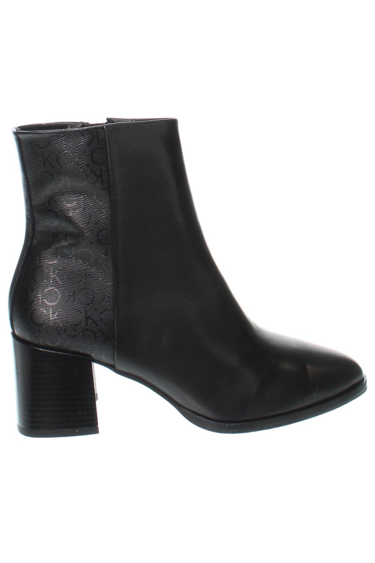 Botine de damă Calvin Klein, Mărime 38, Culoare Negru, Preț 568,99 Lei