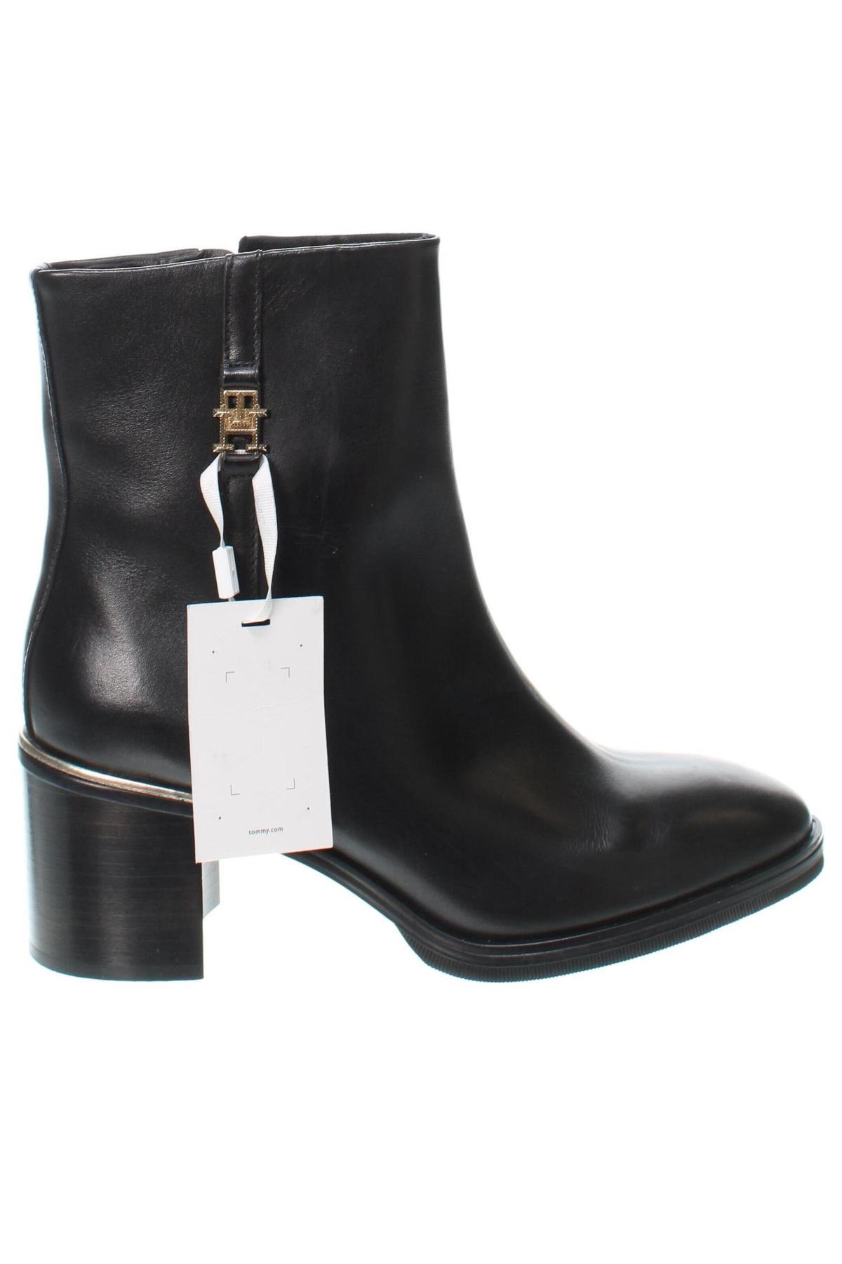 Botine de damă Tommy Hilfiger, Mărime 39, Culoare Negru, Preț 885,99 Lei