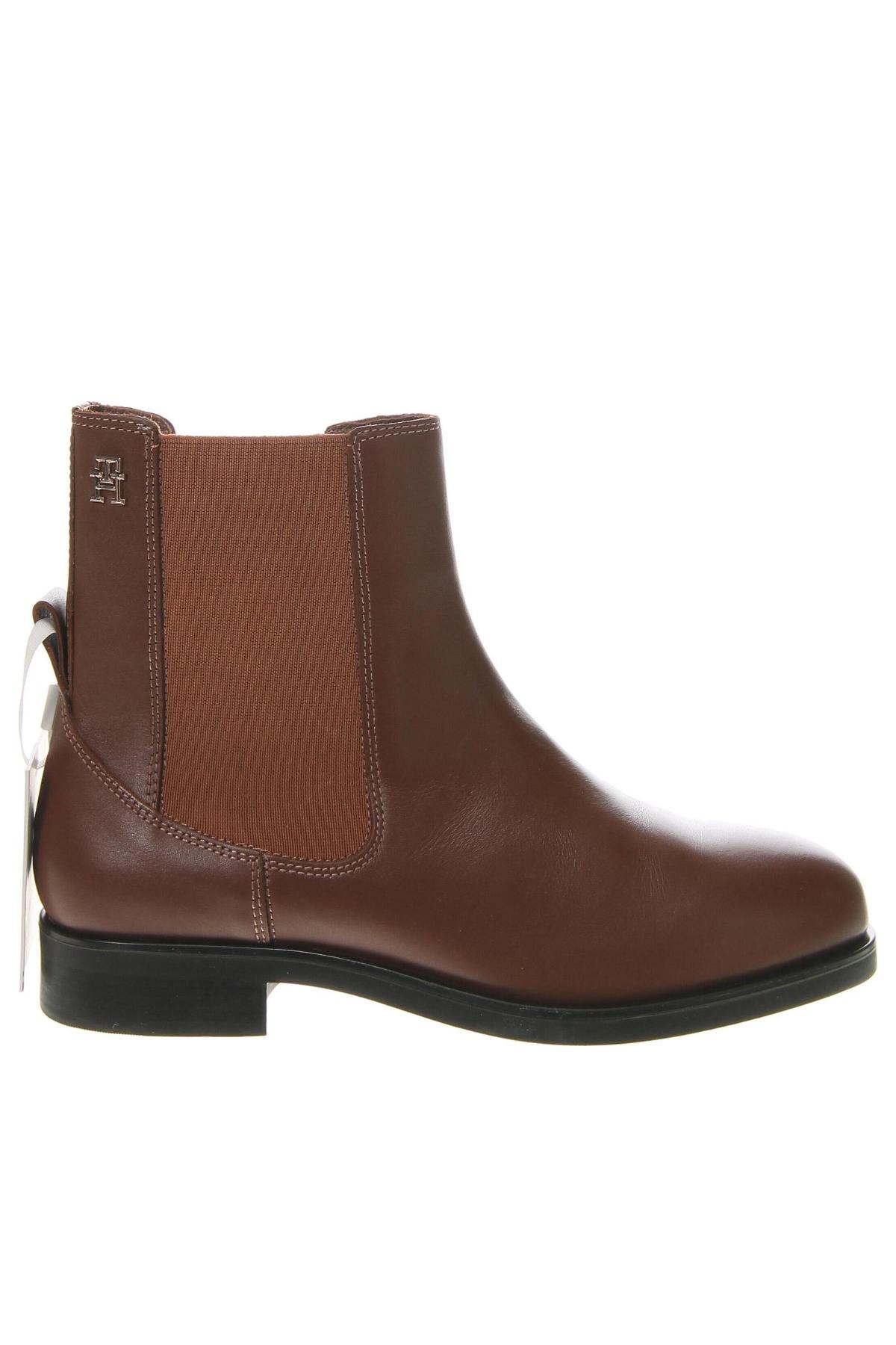 Botine de damă Tommy Hilfiger, Mărime 40, Culoare Maro, Preț 492,99 Lei