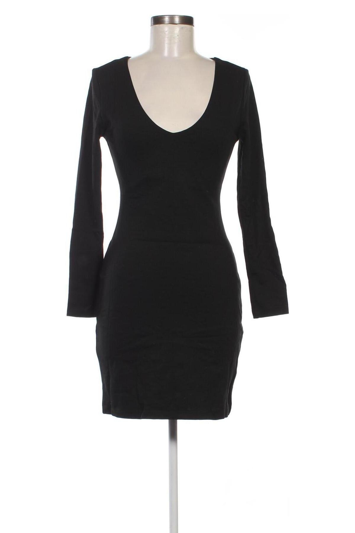 Rochie H&M, Mărime S, Culoare Negru, Preț 21,99 Lei