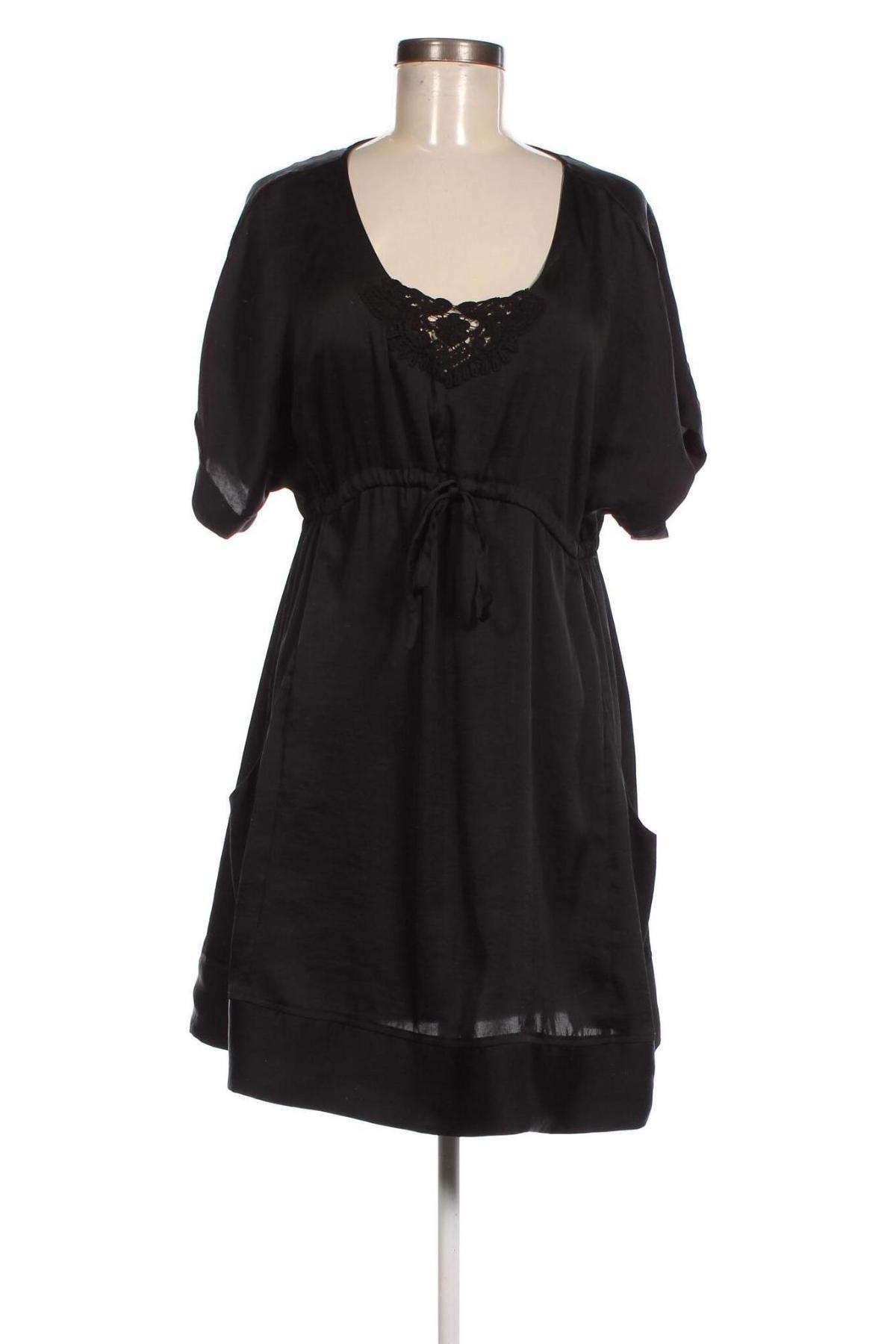 Rochie H&M, Mărime M, Culoare Negru, Preț 33,99 Lei