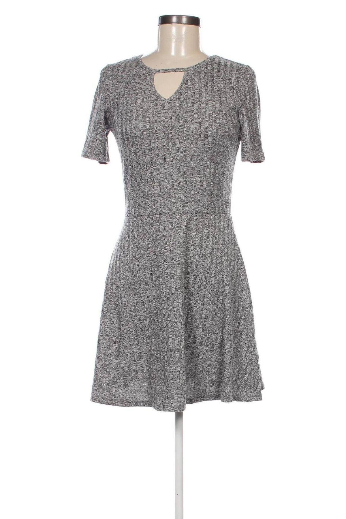 Kleid H&M Divided, Größe M, Farbe Grau, Preis € 5,99