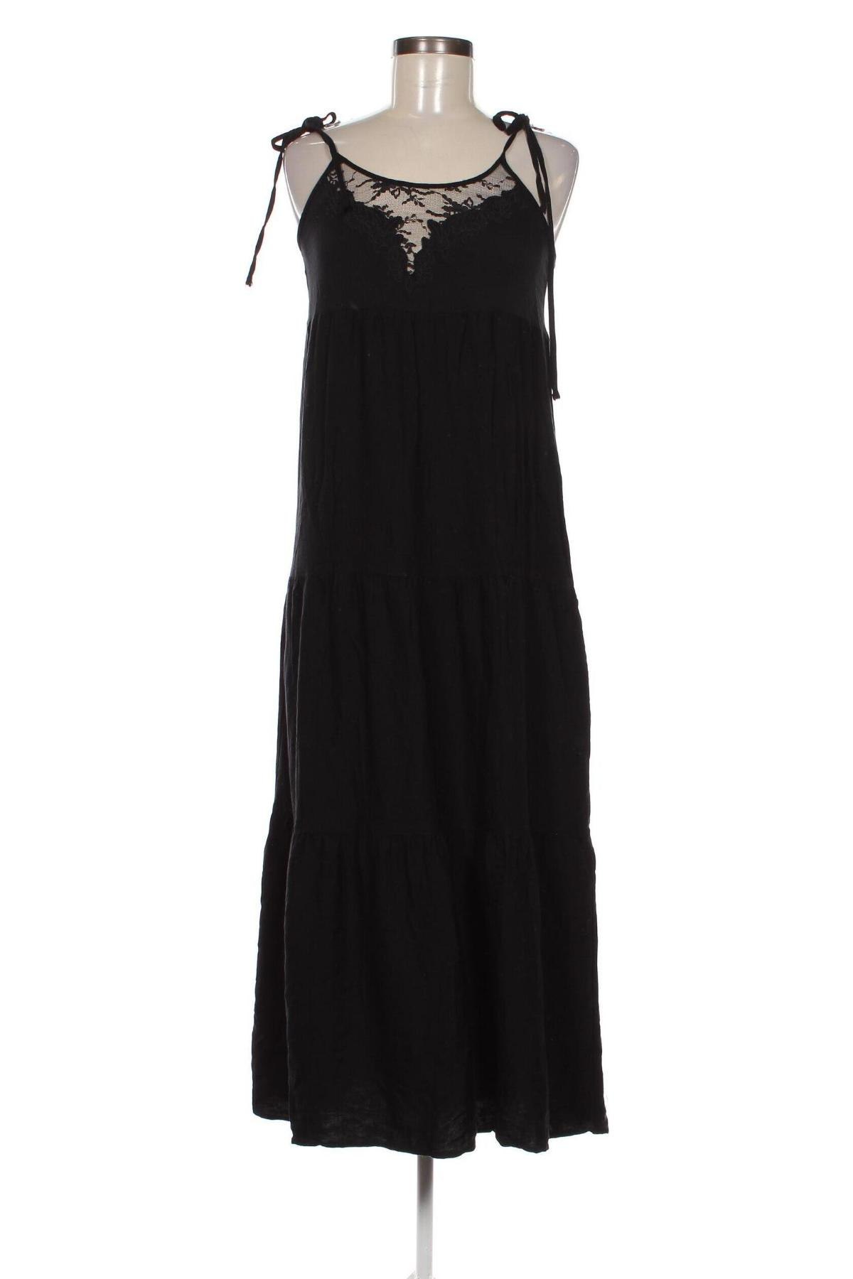 Rochie Stradivarius, Mărime S, Culoare Negru, Preț 22,99 Lei