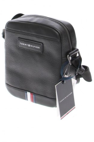 Kabelka  Tommy Hilfiger, Farba Čierna, Cena  62,95 €