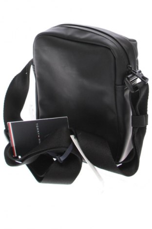 Kabelka  Tommy Hilfiger, Farba Čierna, Cena  47,95 €