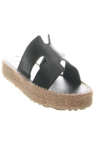 Papuče RunnerBoss, Veľkosť 38, Farba Čierna, Cena  33,95 €