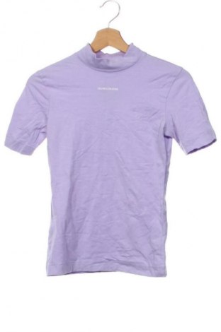 Dámská halenka Calvin Klein Jeans, Velikost XS, Barva Fialová, Cena  859,00 Kč