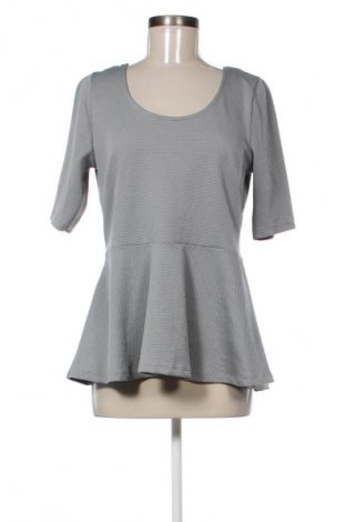 Damen Shirt Gina Tricot, Größe XL, Farbe Grau, Preis 12,99 €