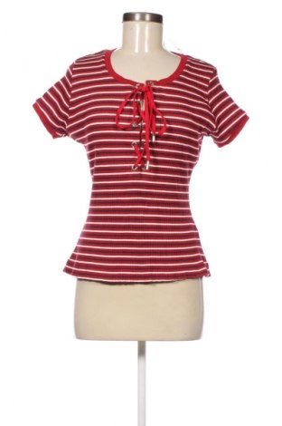 Дамска блуза Guess, Размер M, Цвят Многоцветен, Цена 48,99 лв.