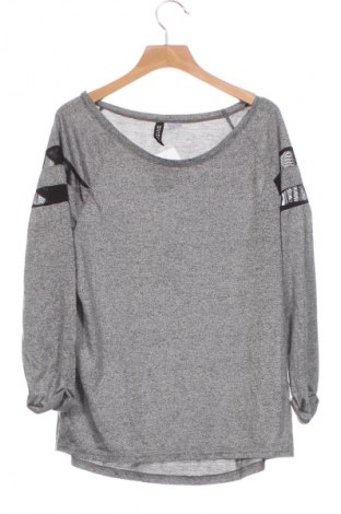 Дамска блуза H&M Divided, Размер XS, Цвят Сив, Цена 19,14 лв.