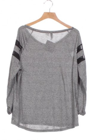 Дамска блуза H&M Divided, Размер XS, Цвят Сив, Цена 19,14 лв.