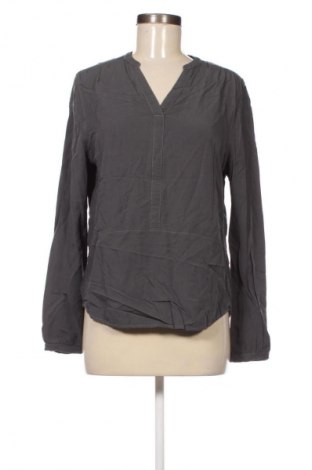 Damen Shirt Hilfiger Denim, Größe M, Farbe Grau, Preis 22,99 €