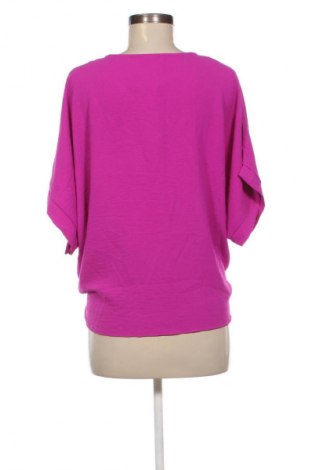 Damen Shirt NEW COLLECTION, Größe M, Farbe Lila, Preis 15,99 €