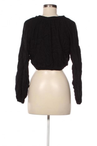 Dámská halenka Pull&Bear, Velikost M, Barva Černá, Cena  129,00 Kč