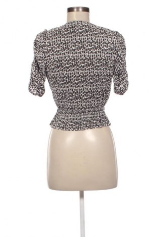 Damen Shirt Pull&Bear, Größe S, Farbe Mehrfarbig, Preis 7,99 €