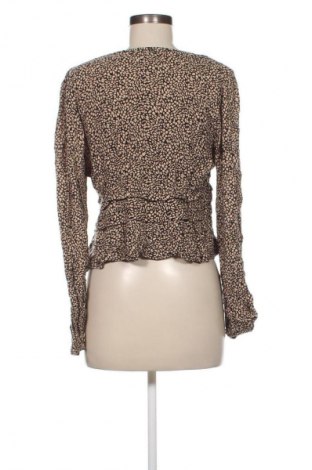 Dámská halenka Pull&Bear, Velikost M, Barva Vícebarevné, Cena  129,00 Kč