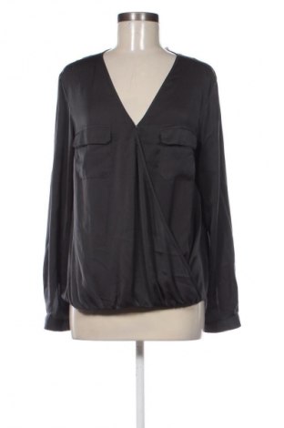 Damen Shirt S.Oliver, Größe M, Farbe Grau, Preis 23,99 €