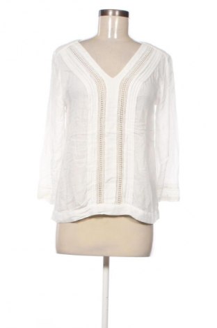 Damen Shirt S.Oliver, Größe S, Farbe Weiß, Preis 23,99 €