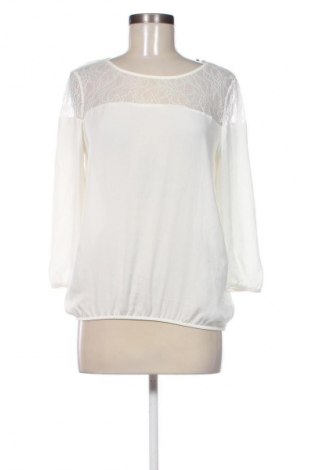 Damen Shirt Stradivarius, Größe L, Farbe Weiß, Preis 15,86 €