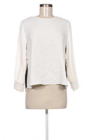 Damen Shirt Zara, Größe M, Farbe Weiß, Preis 18,99 €