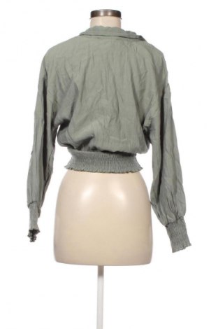 Дамска блуза Zara, Размер M, Цвят Зелен, Цена 27,99 лв.