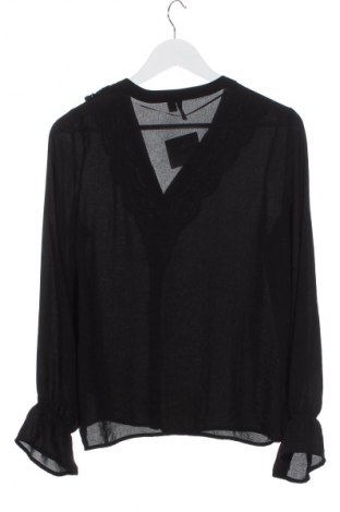 Дамска риза Vero Moda, Размер XS, Цвят Черен, Цена 20,99 лв.