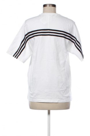 Damen T-Shirt Adidas, Größe M, Farbe Mehrfarbig, Preis € 18,99