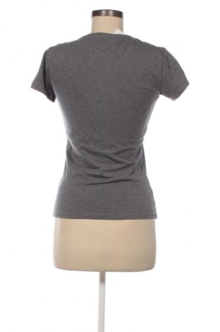 Γυναικείο t-shirt Cubus, Μέγεθος S, Χρώμα Γκρί, Τιμή 10,99 €