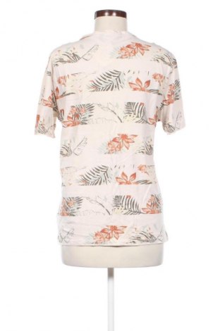 Tricou de femei LC Waikiki, Mărime M, Culoare Multicolor, Preț 58,00 Lei