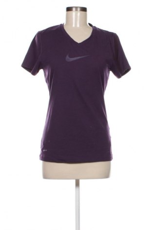 Γυναικείο t-shirt Nike, Μέγεθος M, Χρώμα Βιολετί, Τιμή 17,99 €