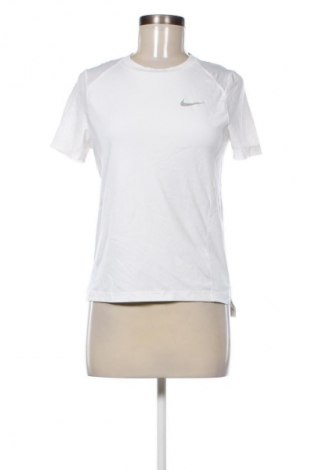 Γυναικείο t-shirt Nike, Μέγεθος S, Χρώμα Λευκό, Τιμή 17,99 €