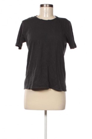 Tricou de femei ONLY, Mărime M, Culoare Gri, Preț 105,99 Lei