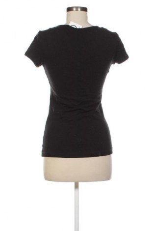 Γυναικείο t-shirt ONLY, Μέγεθος M, Χρώμα Μαύρο, Τιμή 3,99 €