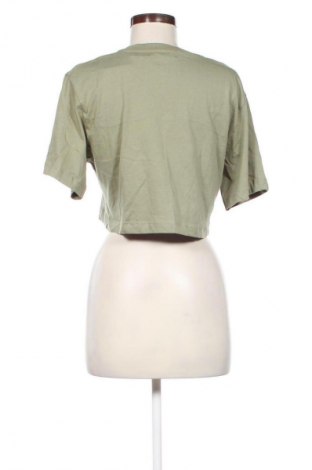 Γυναικείο t-shirt Pull&Bear, Μέγεθος M, Χρώμα Πράσινο, Τιμή 4,99 €