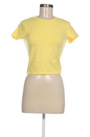 Γυναικείο t-shirt Urban Classics, Μέγεθος S, Χρώμα Κίτρινο, Τιμή 19,99 €
