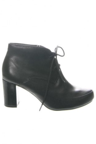 Γυναικεία μποτάκια Clarks, Μέγεθος 37, Χρώμα Μαύρο, Τιμή 32,99 €