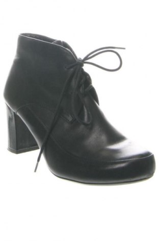 Γυναικεία μποτάκια Clarks, Μέγεθος 37, Χρώμα Μαύρο, Τιμή 32,99 €