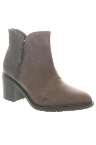Γυναικεία μποτάκια Clarks, Μέγεθος 38, Χρώμα Καφέ, Τιμή 57,99 €