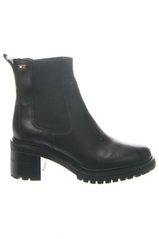 Damen Stiefeletten Tommy Hilfiger, Größe 38, Farbe Schwarz, Preis 197,99 €