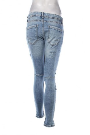 Γυναικείο Τζίν Bershka, Μέγεθος S, Χρώμα Μπλέ, Τιμή 14,83 €