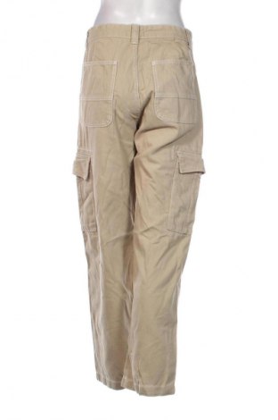 Γυναικείο Τζίν Bershka, Μέγεθος M, Χρώμα  Μπέζ, Τιμή 7,99 €