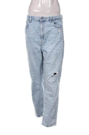 Blugi de femei Bershka, Mărime L, Culoare Albastru, Preț 98,99 Lei