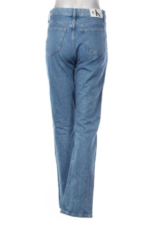 Дамски дънки Calvin Klein Jeans, Размер S, Цвят Син, Цена 68,99 лв.
