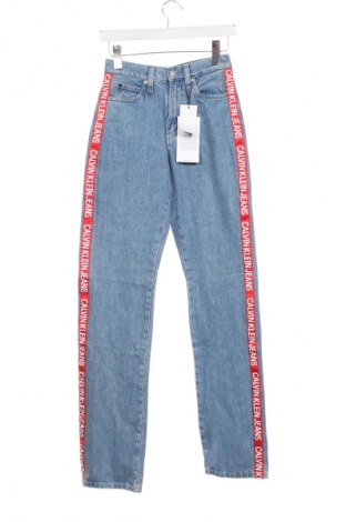 Damskie jeansy Calvin Klein Jeans, Rozmiar XS, Kolor Niebieski, Cena 359,54 zł
