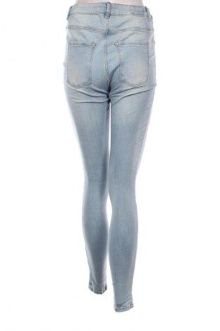 Damskie jeansy Denim 1982, Rozmiar M, Kolor Niebieski, Cena 95,99 zł